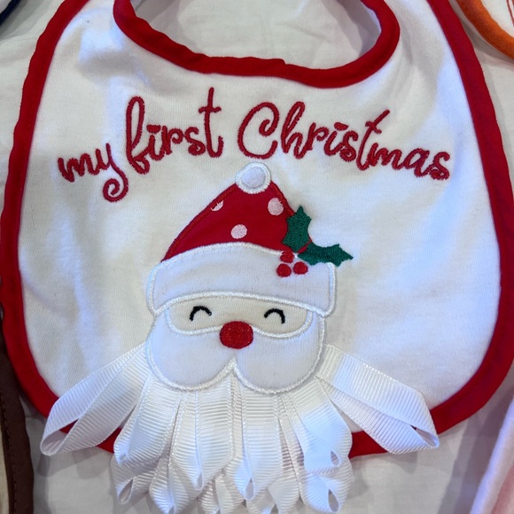 Bundle of 5 baby’s “ firsts” bibs - Picture 4 of 6